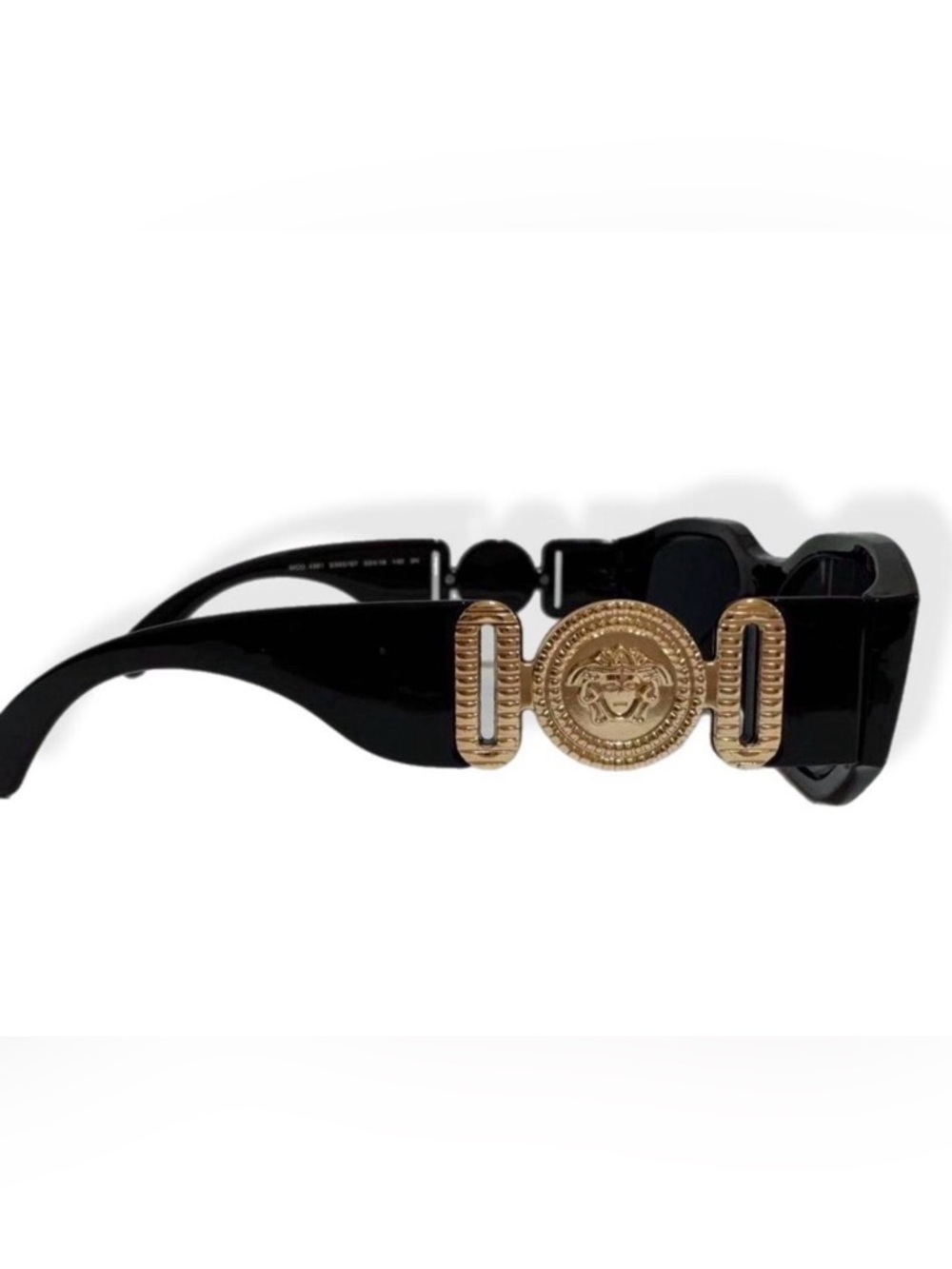 Designer sunglasses. Mens/Women’s.